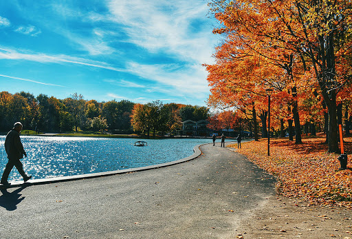 Geneva Lake Shore Path 